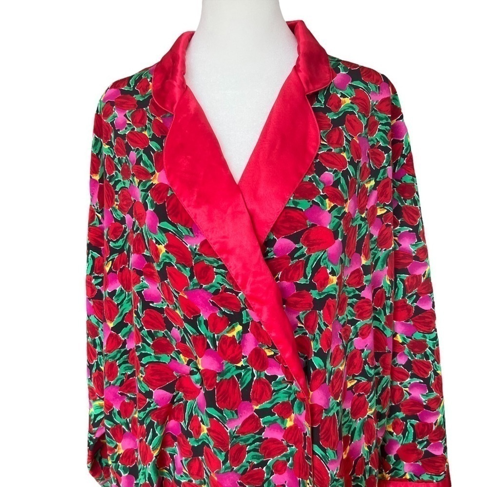VICTORIA’S SECRET Gold Label Tulip Print Silky Sleep Shirt - Picture 2 of 6